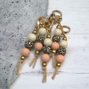 Leopard Silicone  Beaded Key Charm /Wild Life Beaded Key Holder